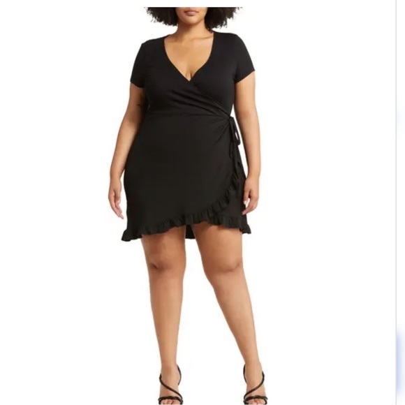 10. Abound Short Sleeve Wrap Dress in Jet Black, Size 2X - Picture 13 of 14